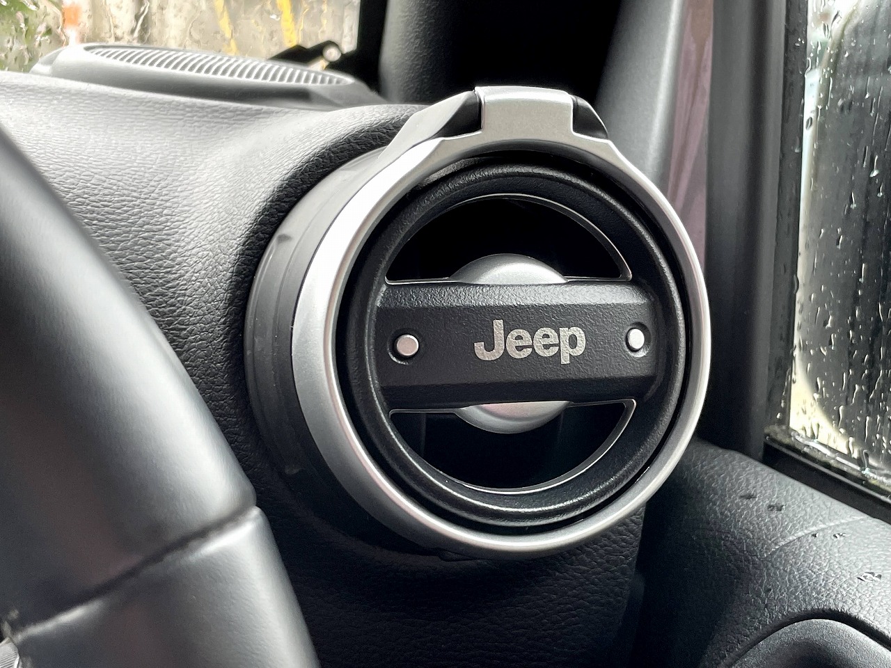 Jeep ＪＬ ドリンク ホルダー 純正